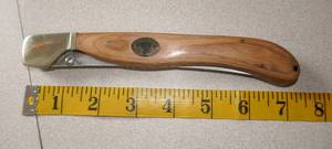 lot 178 image: Large folding filet knife North American Fishing Club