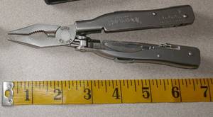 lot 180 image: Buck knife BuckTool
