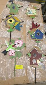 lot 192 image: Lot of 6 new Garden stakes