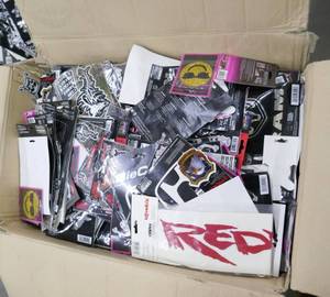 lot 199 image: Lot of 1800 vehicle decals and stickers