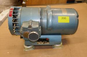 lot 200 image: Vintage Bell Gossett Oil-less air compressor 34hp 3ph 230v
