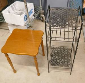 lot 220 image: Two plant stands
