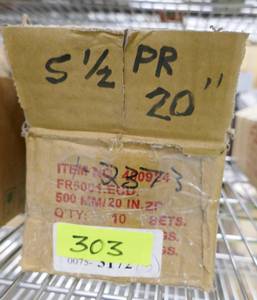 lot 303 image: Eleven 20 inch Fulterer drawer slides 10801