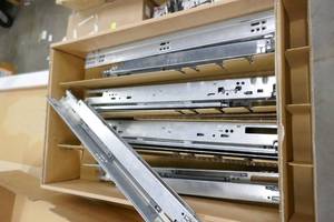 lot 307 image: Box of 8 Blum 18 inch drawer frames soft close slides 125lb rating 763H4570S