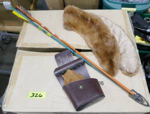 lot 326 image: 2 vintage arrows, leather Quiver and mink fur collar