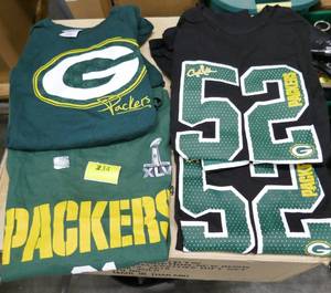 lot 334 image: 5 Ladies XL Green Bay Packers shirts