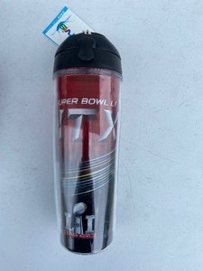 lot 18 image: Superbowl LI Tumbler, Solar Radio, etc.