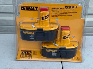 lot 21 image: Dewalt Battery Combo, Filter