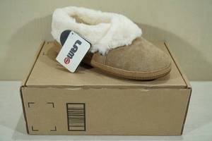 lot 156 image: Lamo Womens Carmen II Slippers -Size 11