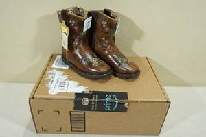 lot 182 image: Smoky Mountain Boots -Little Kids Size 9