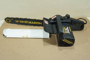 lot 214 image: McCulloch Electric 16 Chainsaw