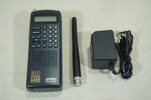 lot 248 image: Uniden Bearcat Handheld Scanner