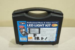 lot 251 image: Vidpro Professional Photo and Video LED Light Kit