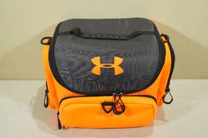 lot 270 image: Under Armor CoolerLunch Box