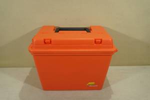 lot 271 image: Plano XL Dry Storage Box with Tray