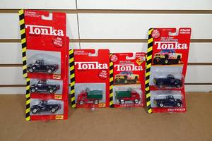 lot 342 image: 7 Tonka Die Cast Trucks