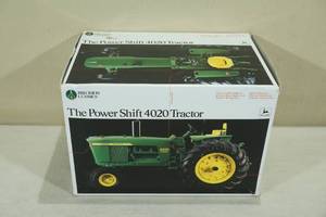 lot 17 image: Precision Classics John Deere The Power Shift 4020 Tractor Die-Cast Model