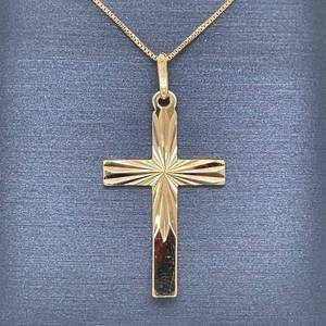 Diamond-Cut Starburst Flat Cross Pendant in 14k Yellow Gold MADE IN ITALY