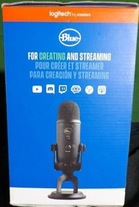 lot 32 image: Blue Yeti Microphone