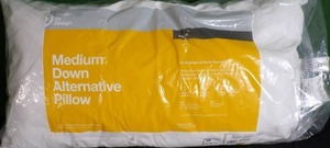 lot 25 image: Mediun Down Alternative Pillow - King