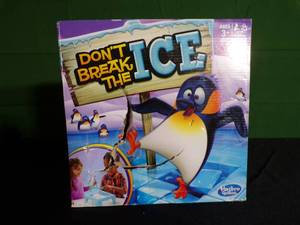lot 66 image: Dont Break The Ice Board Game