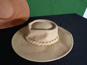 lot 82 image: Brand New with Tags Lot of 2 Womens Hats