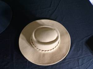 lot 91 image: Brand New with Tags Lot of 2 Womens Hats