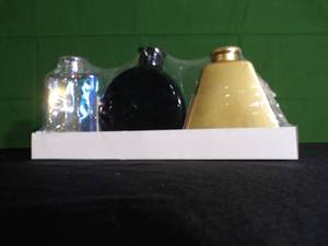 lot 172 image: Brand New - Sealed 3 - Pack of Bud Vases