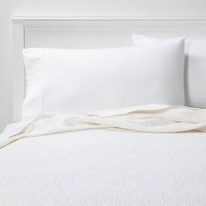lot 145 image: Matelasse Washed Medallion Coverlet - Threshold