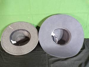 lot 189 image: Brand New with Tags Lot of 2 Womens Hats