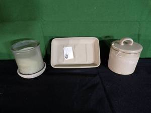 lot 267 image: Soap Dish, Candle Holder and Candles