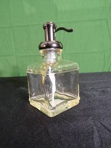 lot 324 image: Brand New Antique Looking Hand Soap Dispenser