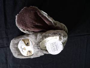 lot 332 image: Slipper Socks