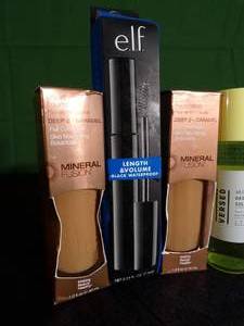 lot 392 image: HUGE Retail Value Lot of Cosmetics and Hair Products