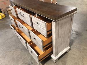 Bear Creek 9-Drawer Rustic Ivory and Honey Dresser (32 in. H X 62 in. W X 17 in. D) by Steve Silver Customer Returns See Pictures