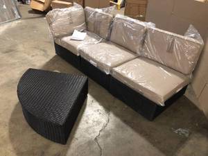 Outdoor Patio Set Customer Returns See Pictures