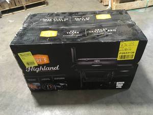 Highland Offset Charcoal Smoker and Grill in Black with 900 sq. in. Cooking Space by OKLAHOMA JOES Customer Returns See Pictues