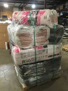Pallet of R-30 Kraft Faced Fiberglass Insulation Batt 16 in. x 48 in. by Owens Corning ( 13 Pieces ) Customer Returns See Pictures