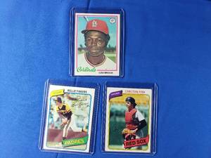 Lot of 3 Lou Brock #170, Rollie Fingers #651, Carlton Fisk #40