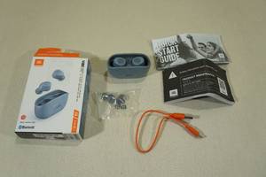 lot 66 image: JBL Tune Vibe 100 TWS True Wireless Bluetooth Earbuds  Blue