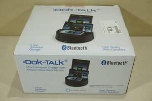 lot 97 image: Karaoke USA DOK Universal Charger