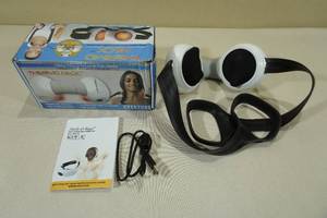 lot 105 image: Beautyko Thermo Heated Neck Massager -Black