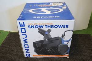 lot 134 image: Snow Joe Ultra 21 14-Amp Electric Snowblower