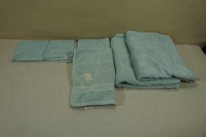 lot 156 image: Spirit Linen Home Zero-Twist Cotton 6-Pc. Towel Set -Surf Spray