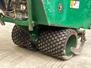lot 10 image: Walk-Behind Sod Cutter
