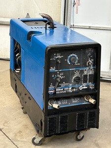 lot 1 image: Miller Bobcat MultiPurpose 225 Gas-Powered Welder  Generator
