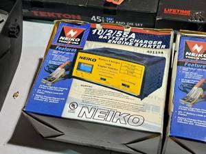 lot 802 image: Neiko Tools 6V12V 10255A Battery Charger Engine Starter 40119A