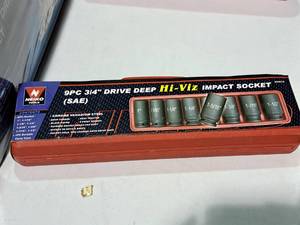 lot 823 image: Neiko Tools Hi-Viz 34 Chrome Vanadium Steel SAE Impact Socket Set 9-piece (in original packaging)