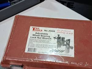 lot 829 image: T&E Tools No. J6400 Adjustable Wheel Bearing Lock Nut Wrench (in original packaging)
