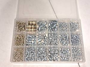 lot 836 image: Grease Fitting Assortment Kit
